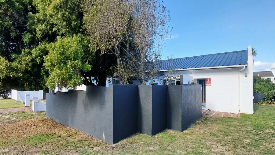 4 Bedroom Property for Sale in Arniston Western Cape
